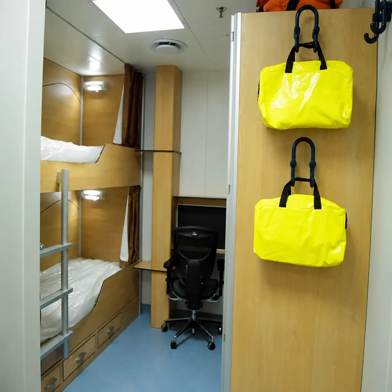 Bunk Cabin